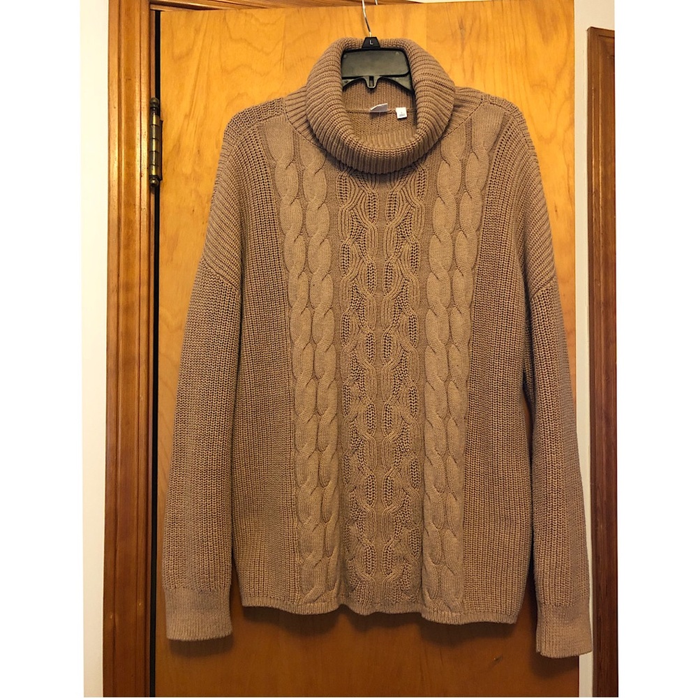 Gap Cable-Knit Turtleneck Sweater
